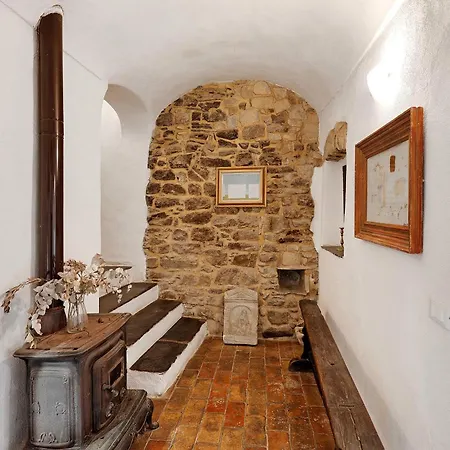 The Gallery - Unita 16